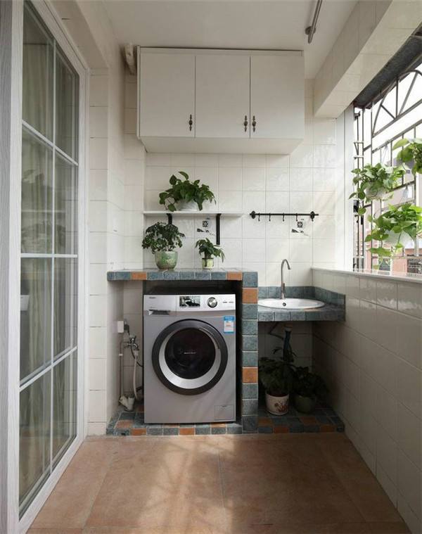 阳台洗衣柜插座怎么布置 阳台装洗衣柜注意哪些细节